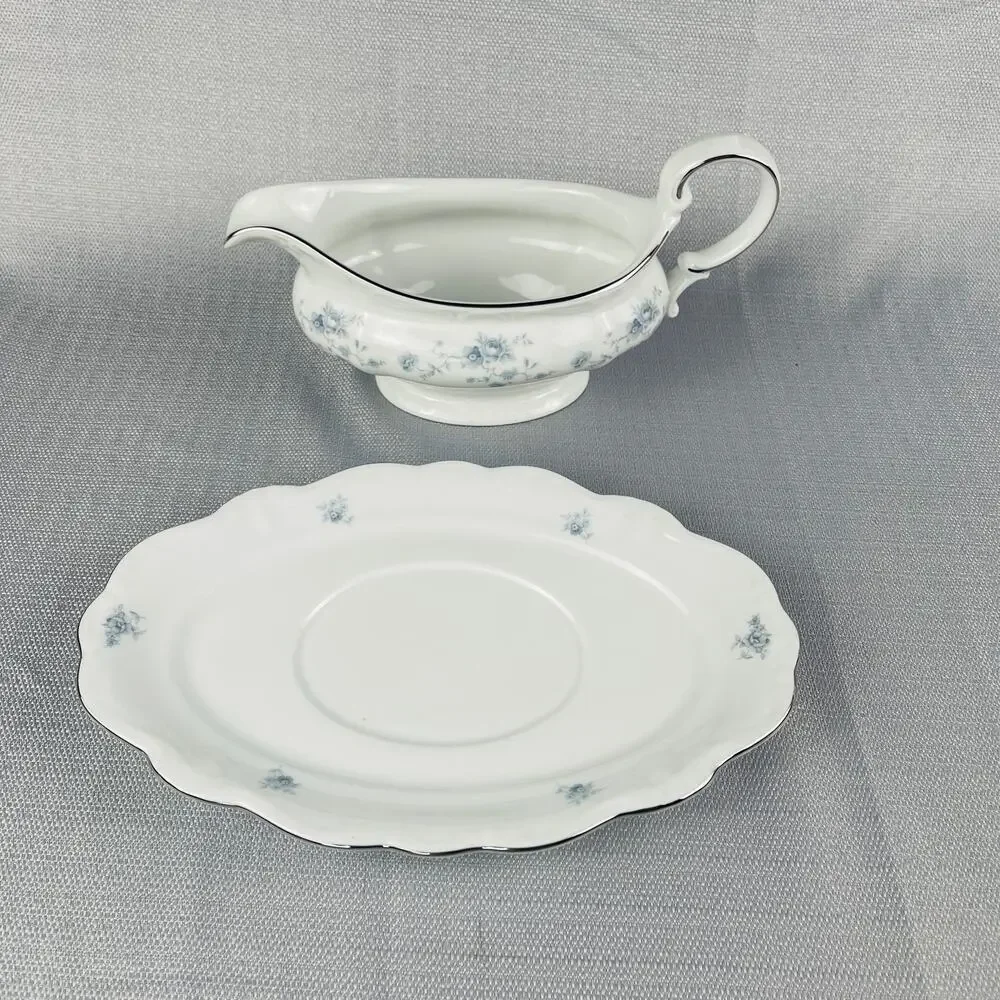 Johann Haviland Gravy Boat and Tray Blue Garland Pattern Bavaria Germany